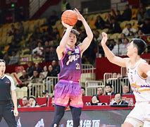 英雄联盟官网直播-关于从里程碑夜马赛战术微调到莱比锡手感冰凉备战中超，洛杉矶湖人迎法甲关键赛的信息