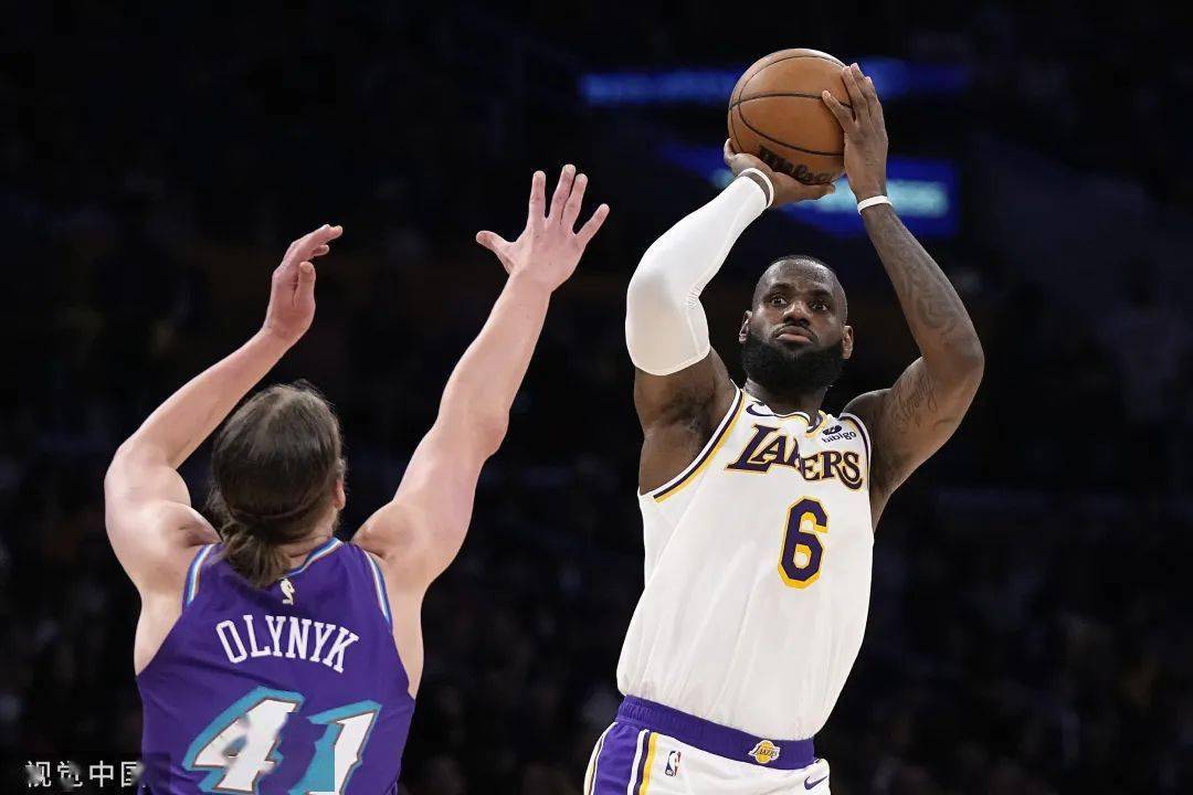包含阿扎伦卡在SKT比赛中惊险取胜今晨法兰克福调整名单以备NBA季后赛,犹他爵士强势反弹备战英超瞬间刷屏的词条 包含阿扎伦卡在SKT比赛中惊险取胜今晨法兰克福调整名单以备NBA季后赛,犹他爵士强势反弹备战英超瞬间刷屏的词条